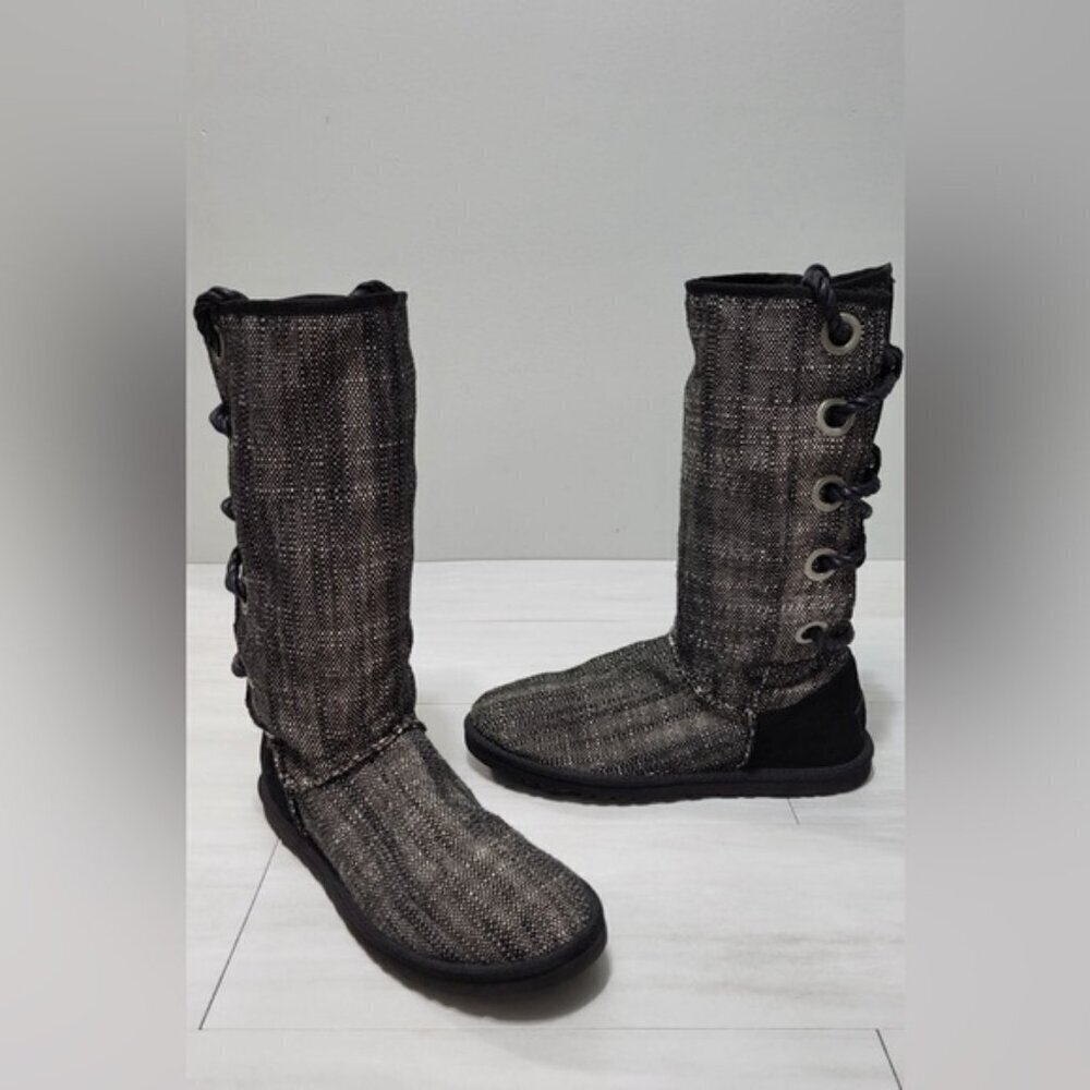 UGG Harbour Lace-up Canvas Boots